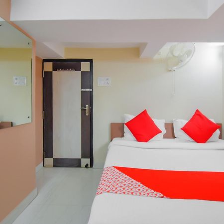 Hotel O Lindsay Inn Guest House Calcutta Calcutta Bara Bazar Exterior photo